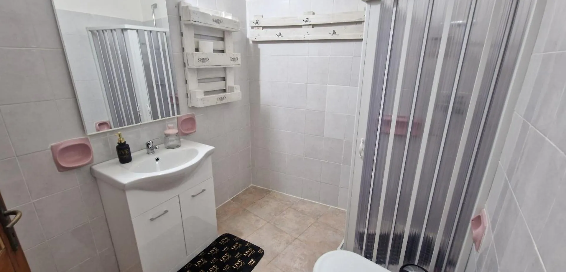 Casa Grilla Apartment Assemini